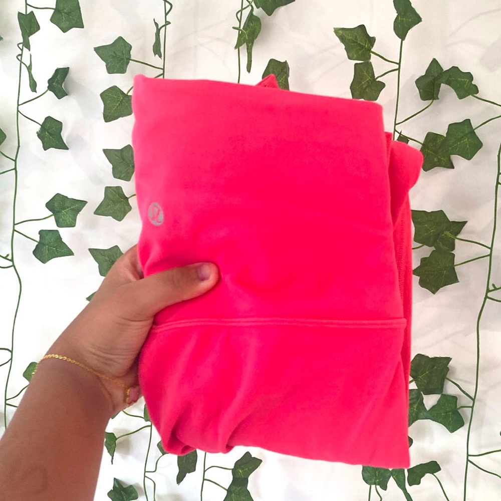 💗LULULEMON ALIGN 23” INCH LIPGLOSS EUC💗